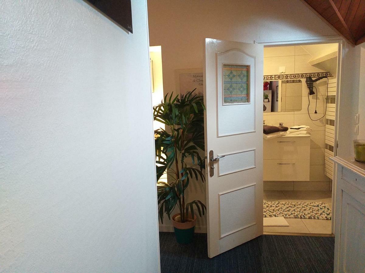Chambres Du Jardin Fleuri Saint-Aubin-lès-Elbeuf 外观 照片